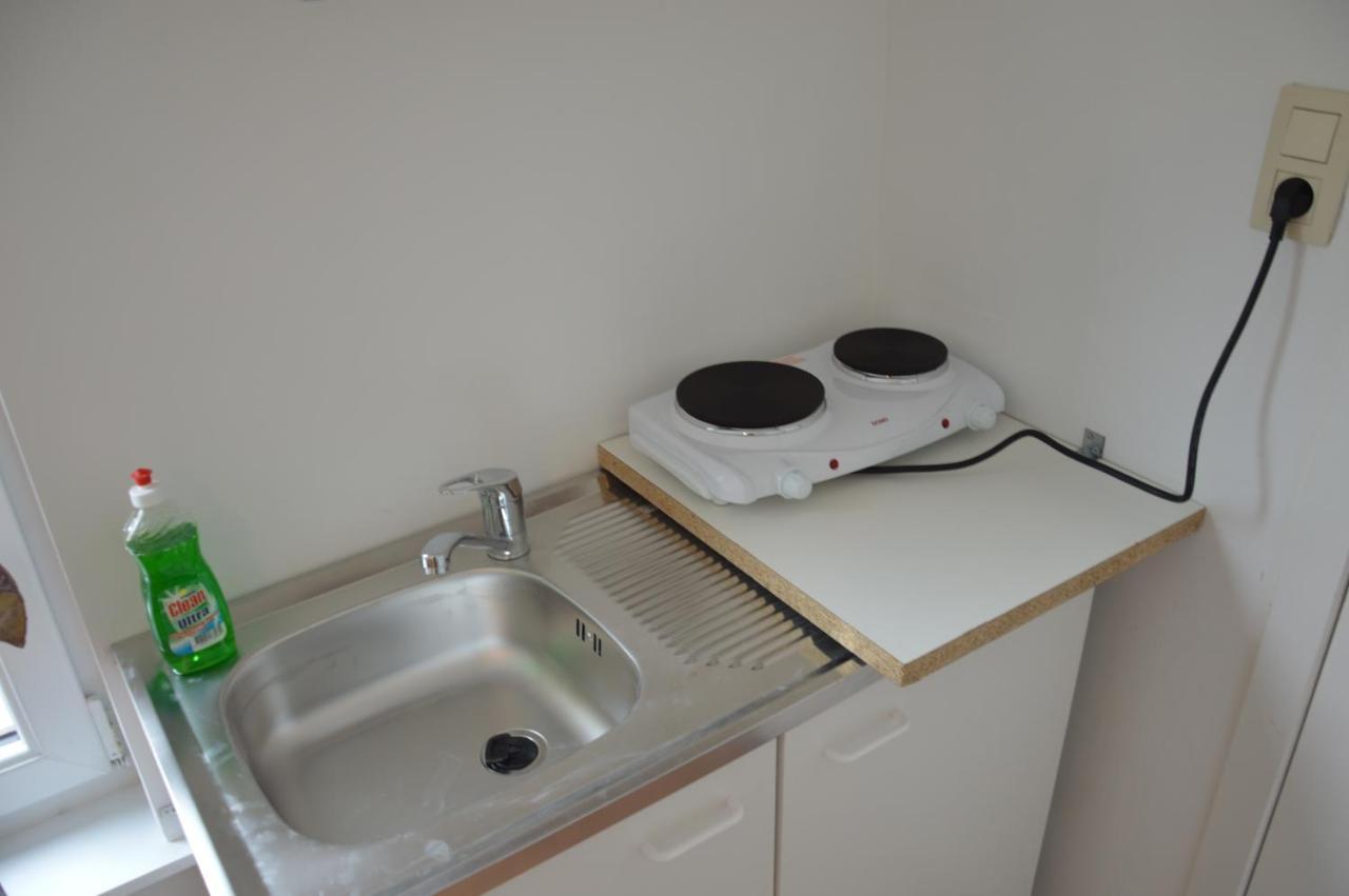 Awesome Studio In Marolles Apartment Brussel Bagian luar foto